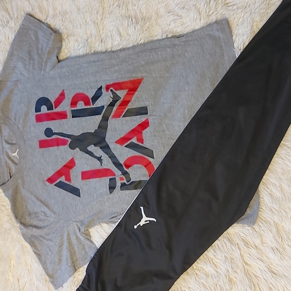 BOYS JORDAN OUTFIT